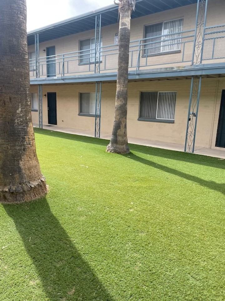 Beautiful one and two bedroom units available now! - Photo 5 of 29