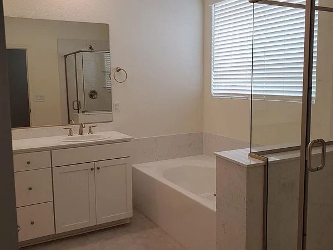 1235 Barn Owl Dr - Photo 3 of 5