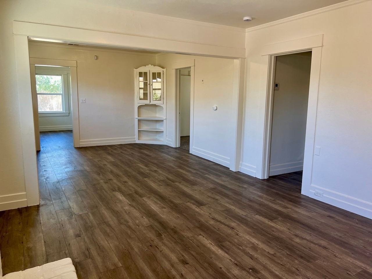 1321 N Calaveras St - Photo 6 of 20