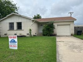 featured image of 3312 Lake Travis Ave