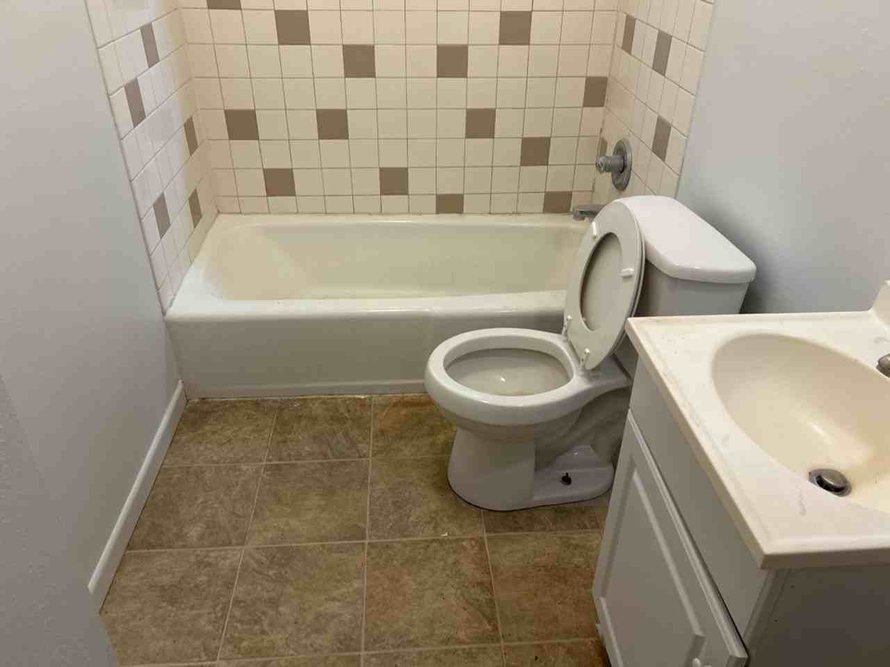 3312 Lake Travis Ave - Photo 5 of 12