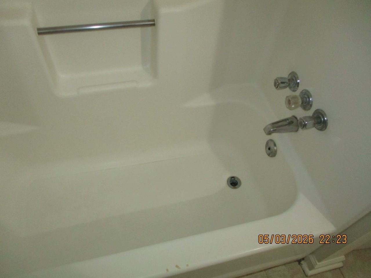 1125 University St Apt B - Photo 5 of 9