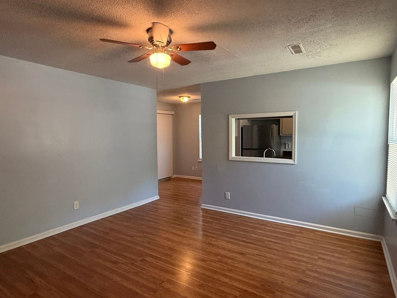 168 Dorchester Manor Blvd - Photo 2 of 27