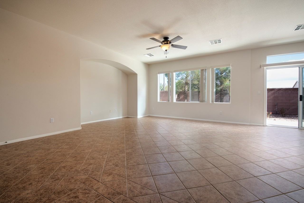 2144 Summer Home St - Photo 7 of 29