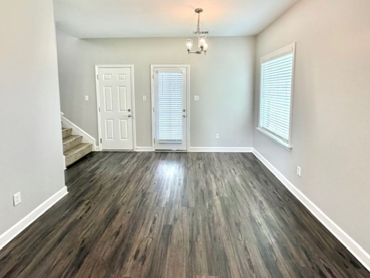 340 Azalea Dr - Photo 6 of 12