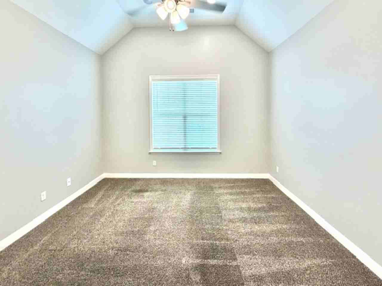 340 Azalea Dr - Photo 7 of 12