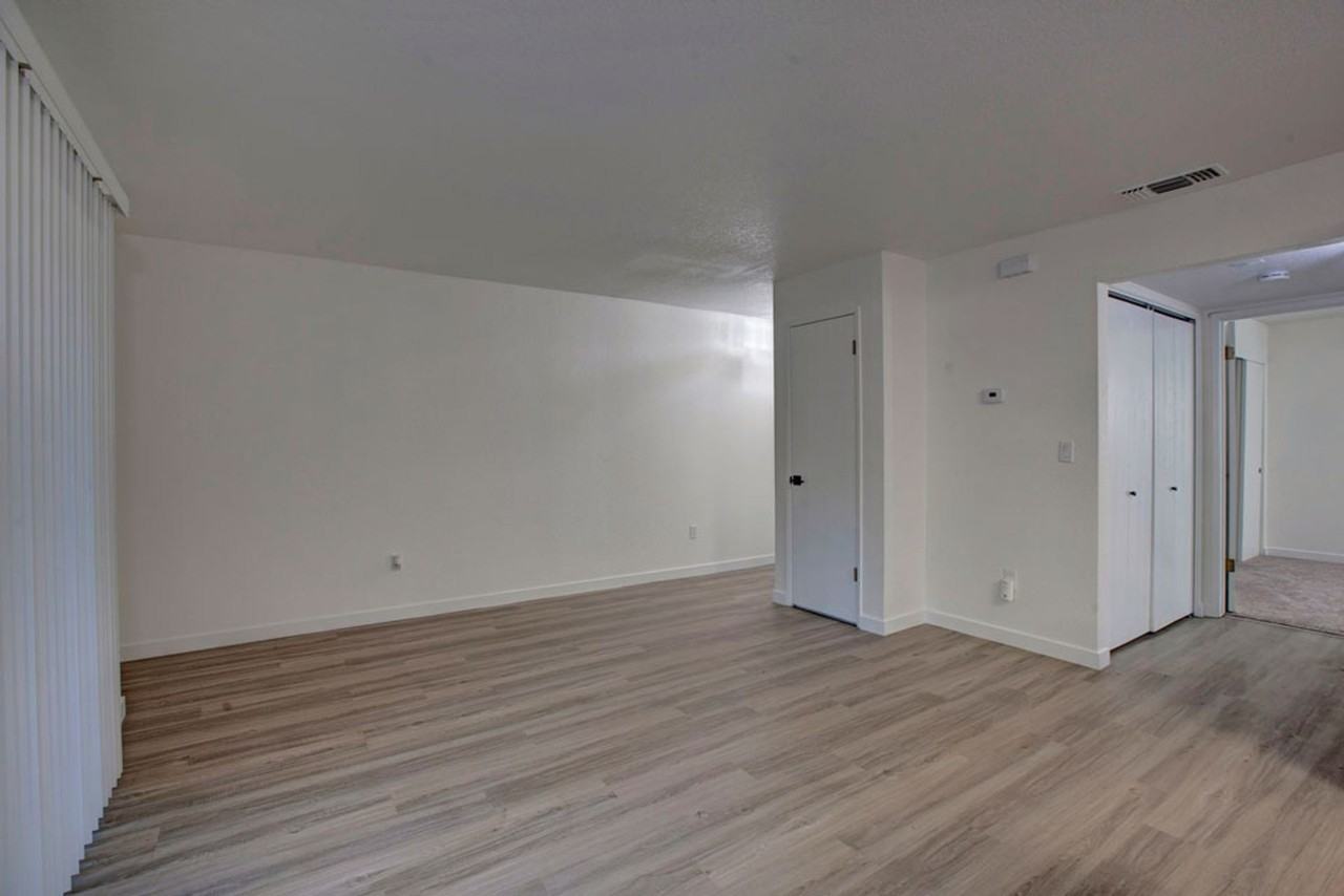 811 F Street - Photo 7 of 50