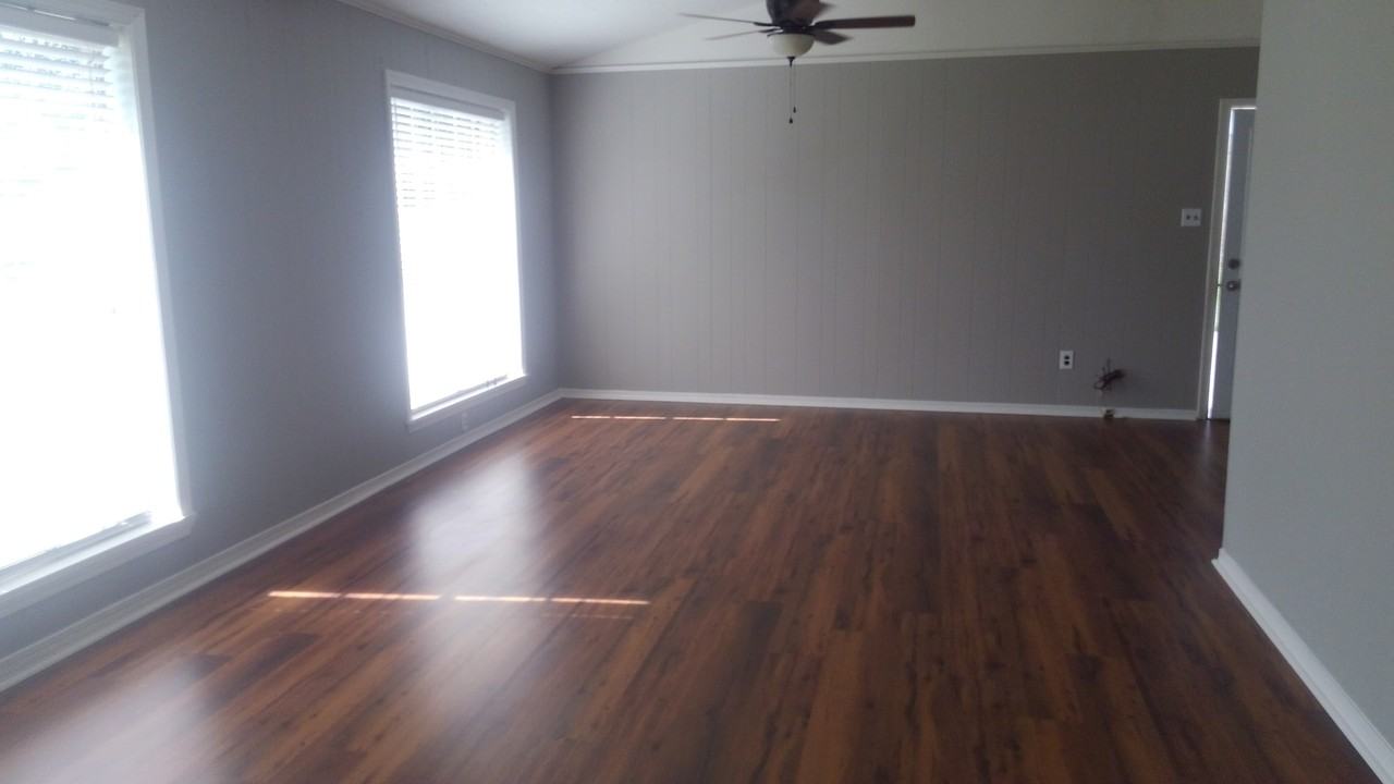 105 Azalea Ave - Photo 2 of 9
