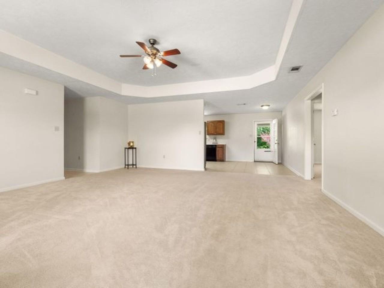 122 Mayhaw St - Photo 2 of 8