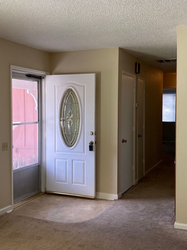 115 Olympic Cir - Photo 3 of 19
