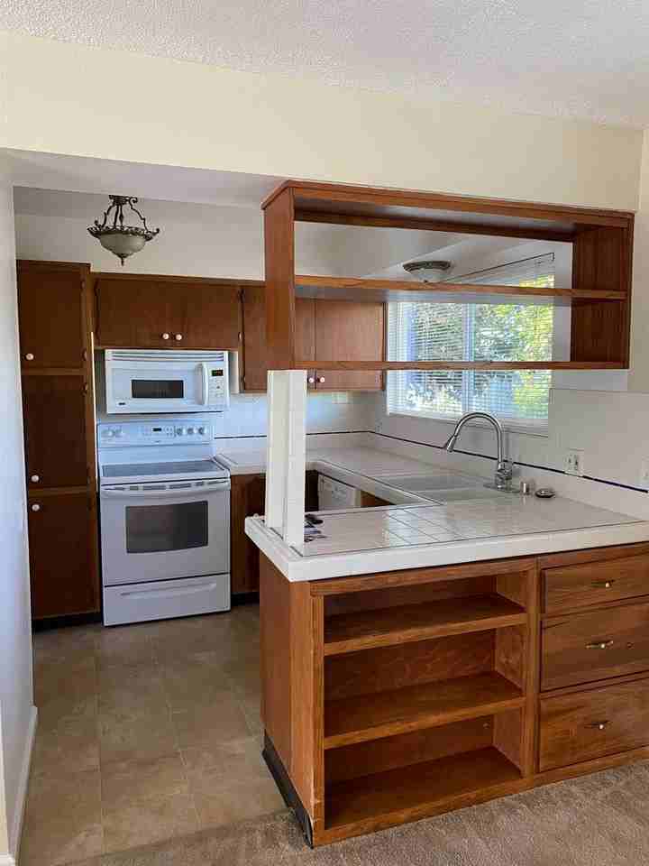 115 Olympic Cir - Photo 6 of 19