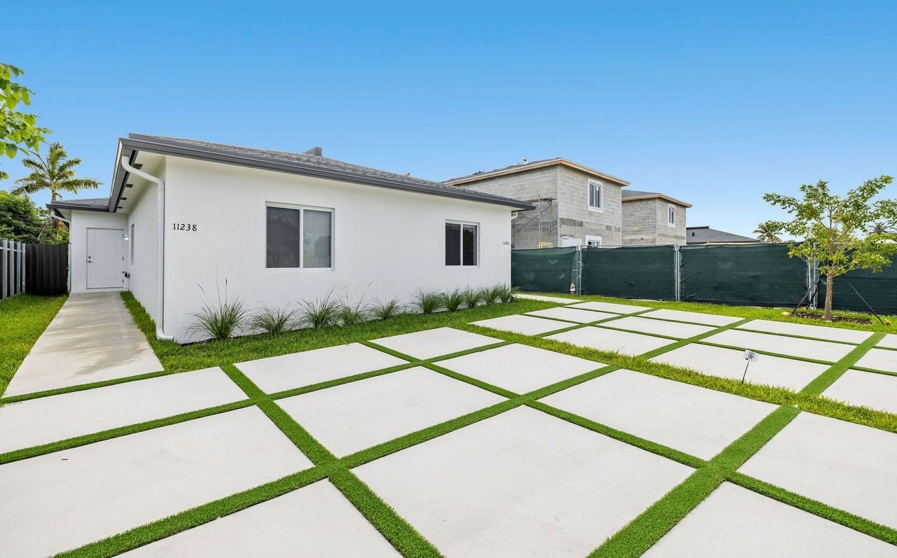 11238 Sw 187th St - Photo 6 of 7
