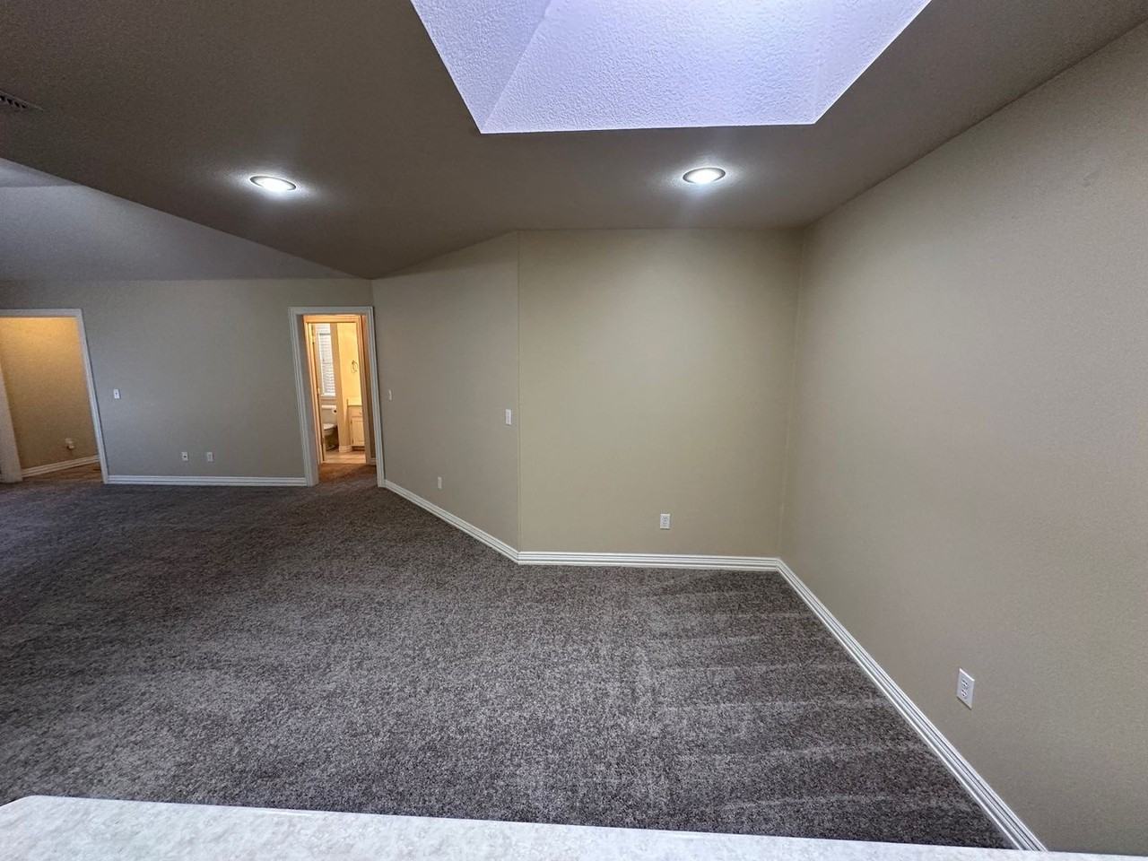 8 Brennan Park - Photo 2 of 20