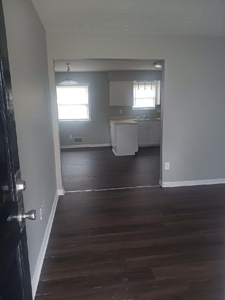 4414 Tara Gale Ct - Photo 2 of 17