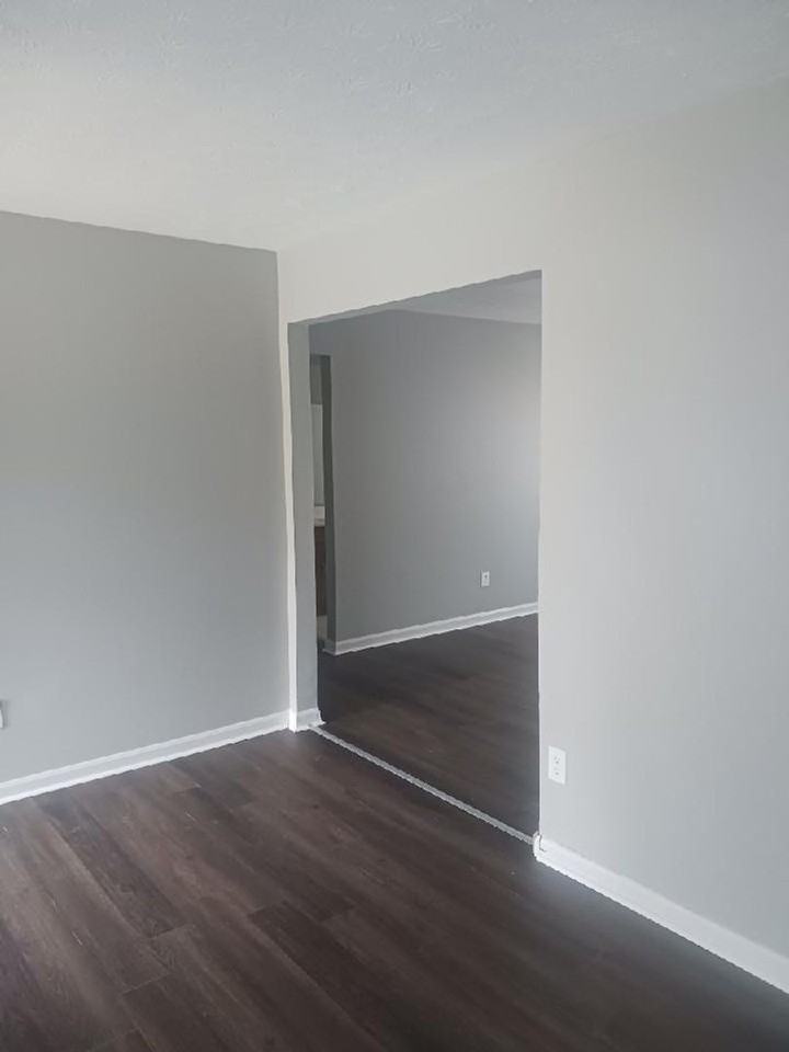 4414 Tara Gale Ct - Photo 3 of 17