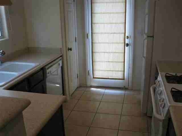 4078 Sparrow Rock St - Photo 3 of 9