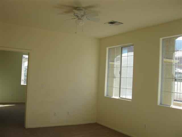 4078 Sparrow Rock St - Photo 4 of 9