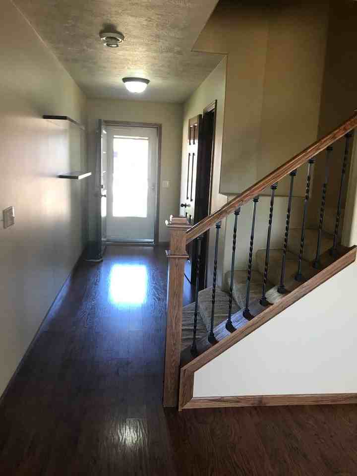2917 S Purdue Ave - Photo 4 of 30