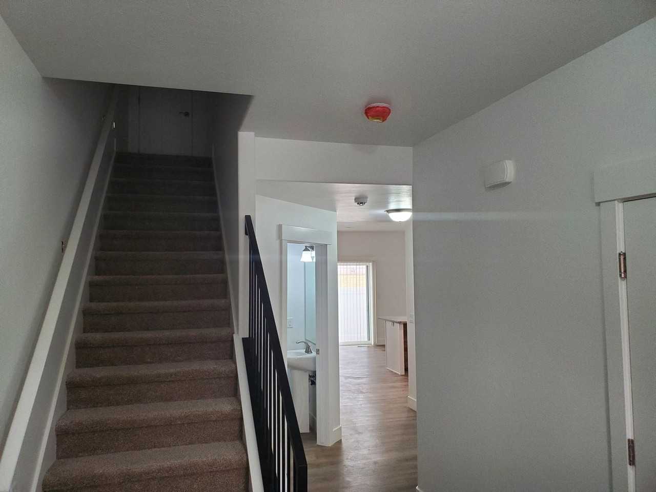 450 S 3rd W - Photo 3 of 26