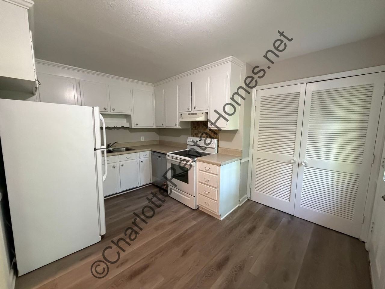 3230 Denson Pl - Photo 6 of 12
