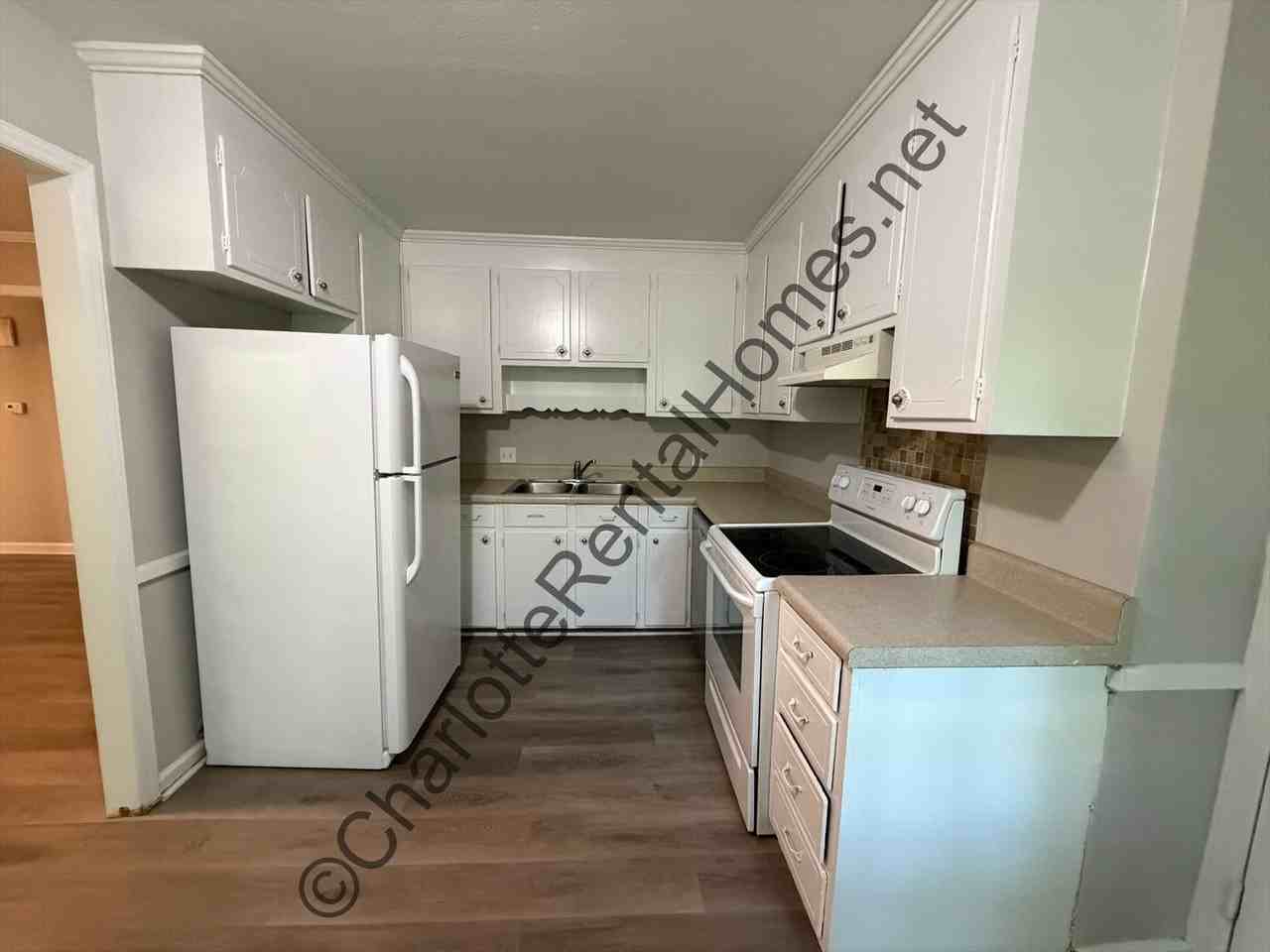 3230 Denson Pl - Photo 7 of 12