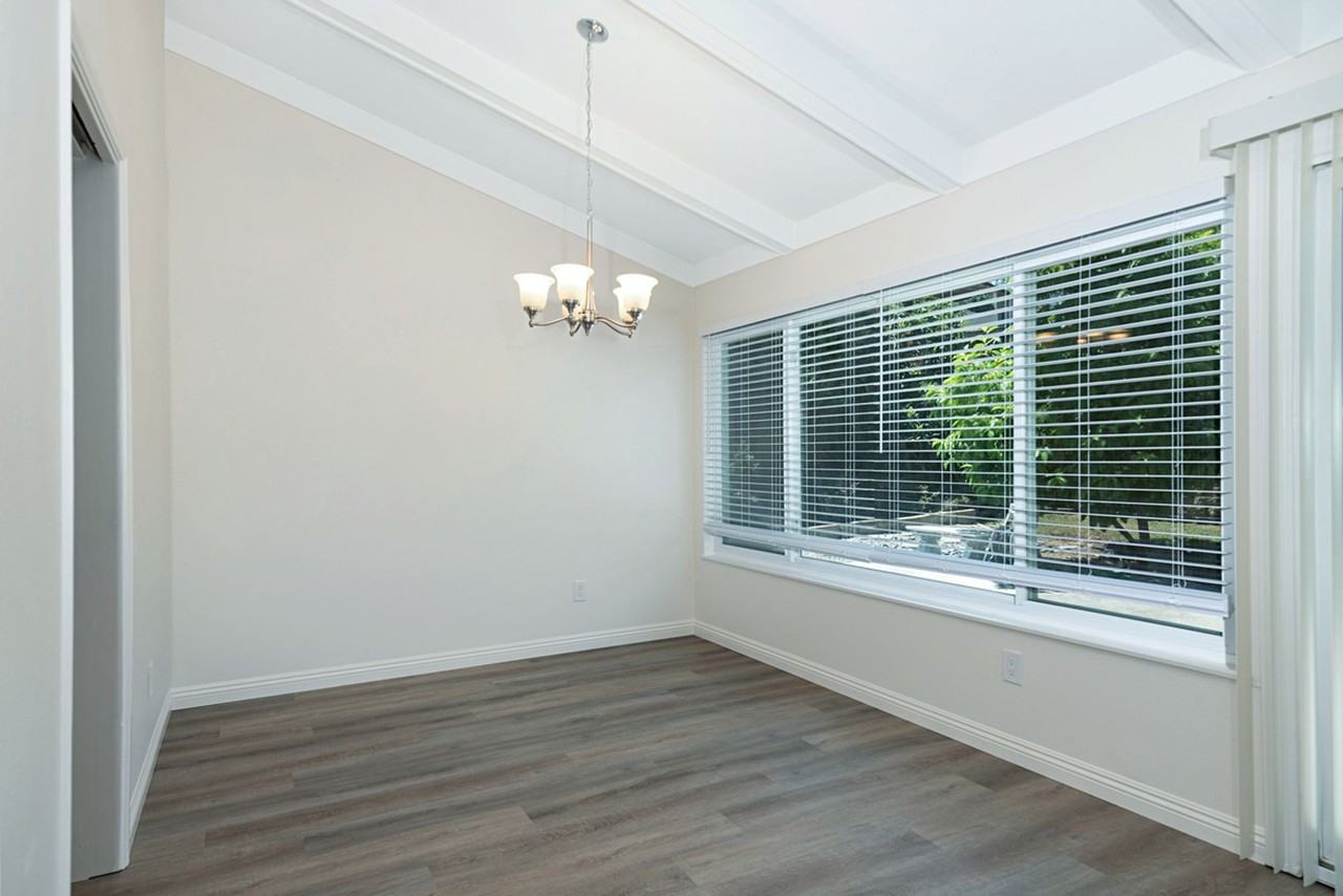 12555 Pomerado Ct - Photo 7 of 33