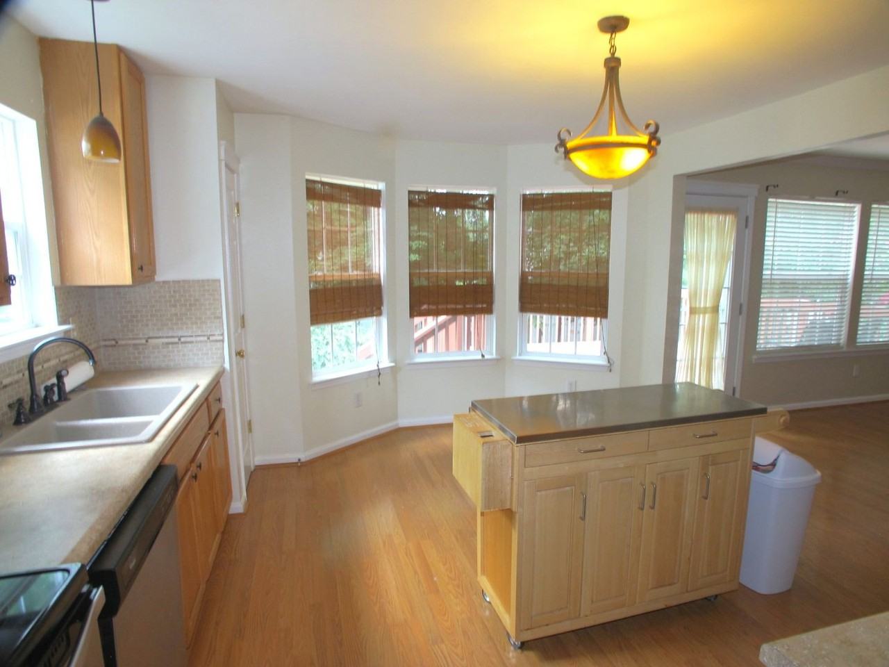 8007 Bristle Ln - Photo 2 of 22