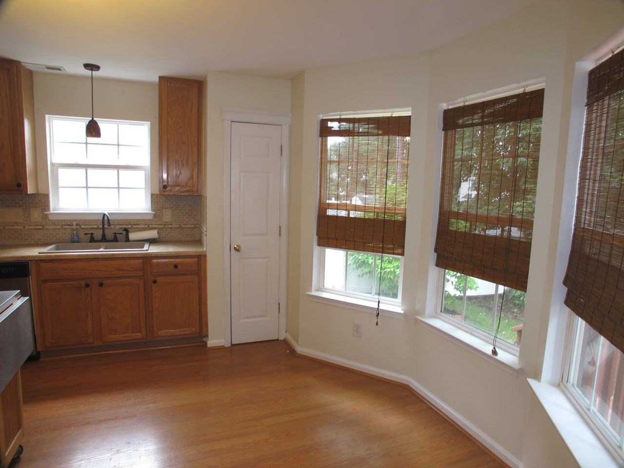 8007 Bristle Ln - Photo 5 of 22