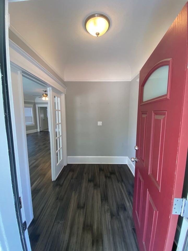 840 Aileen St - Photo 5 of 26