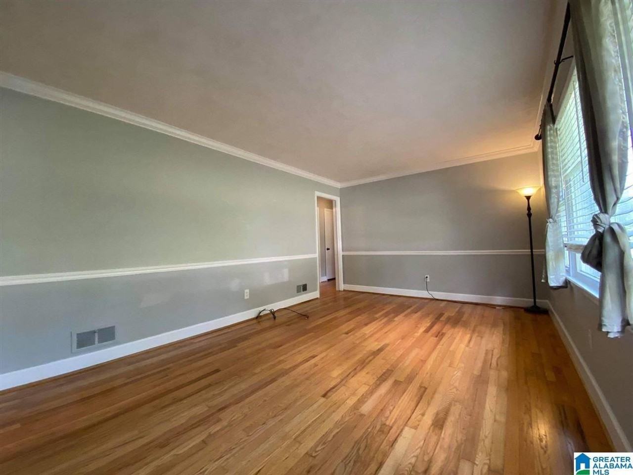510 9th Ave Ne ##Ne - Photo 2 of 20