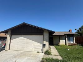 featured image of 322 Pecan St