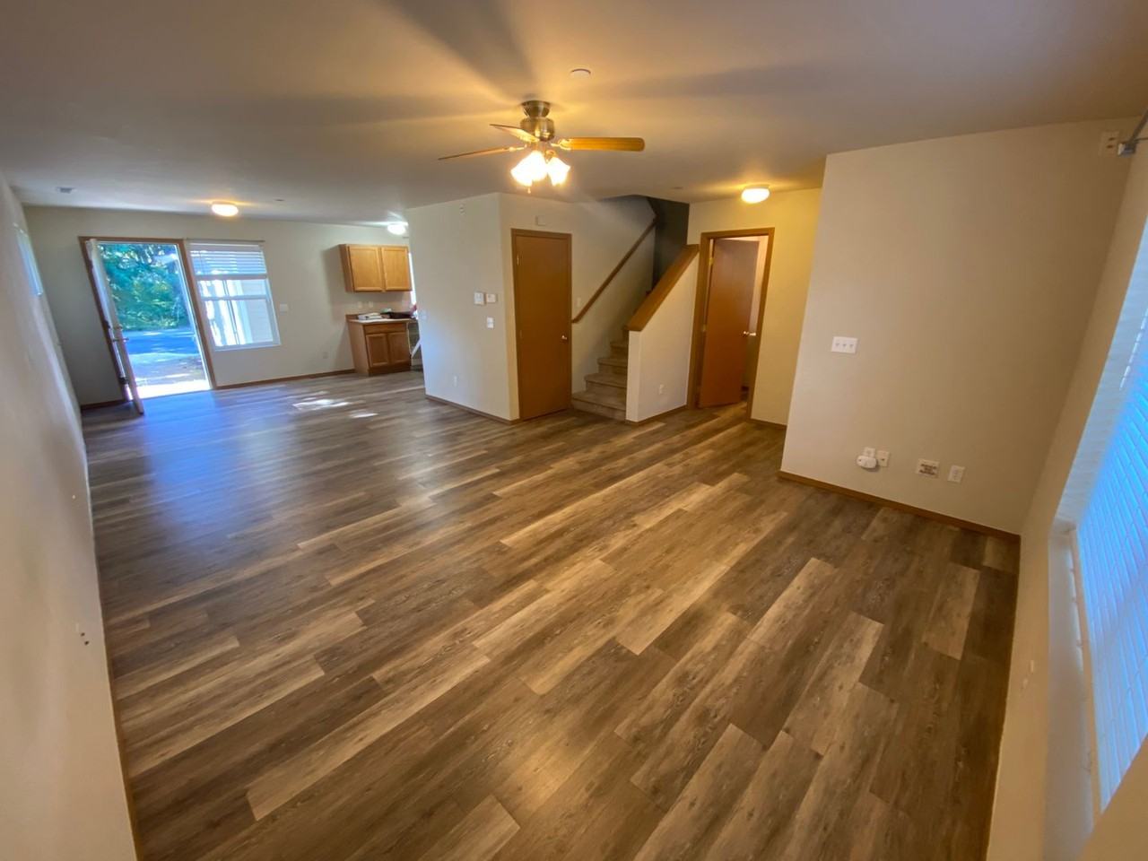 1253 Griggs St - Photo 4 of 16