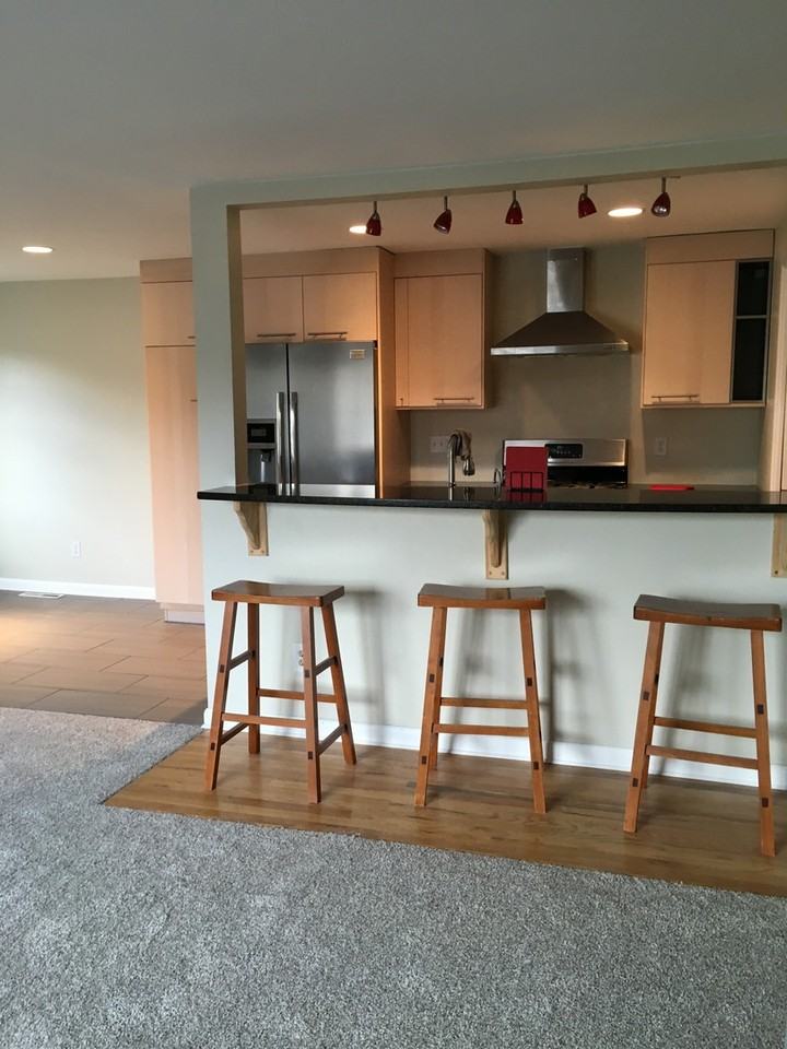 3360 34th St - Photo 4 of 14