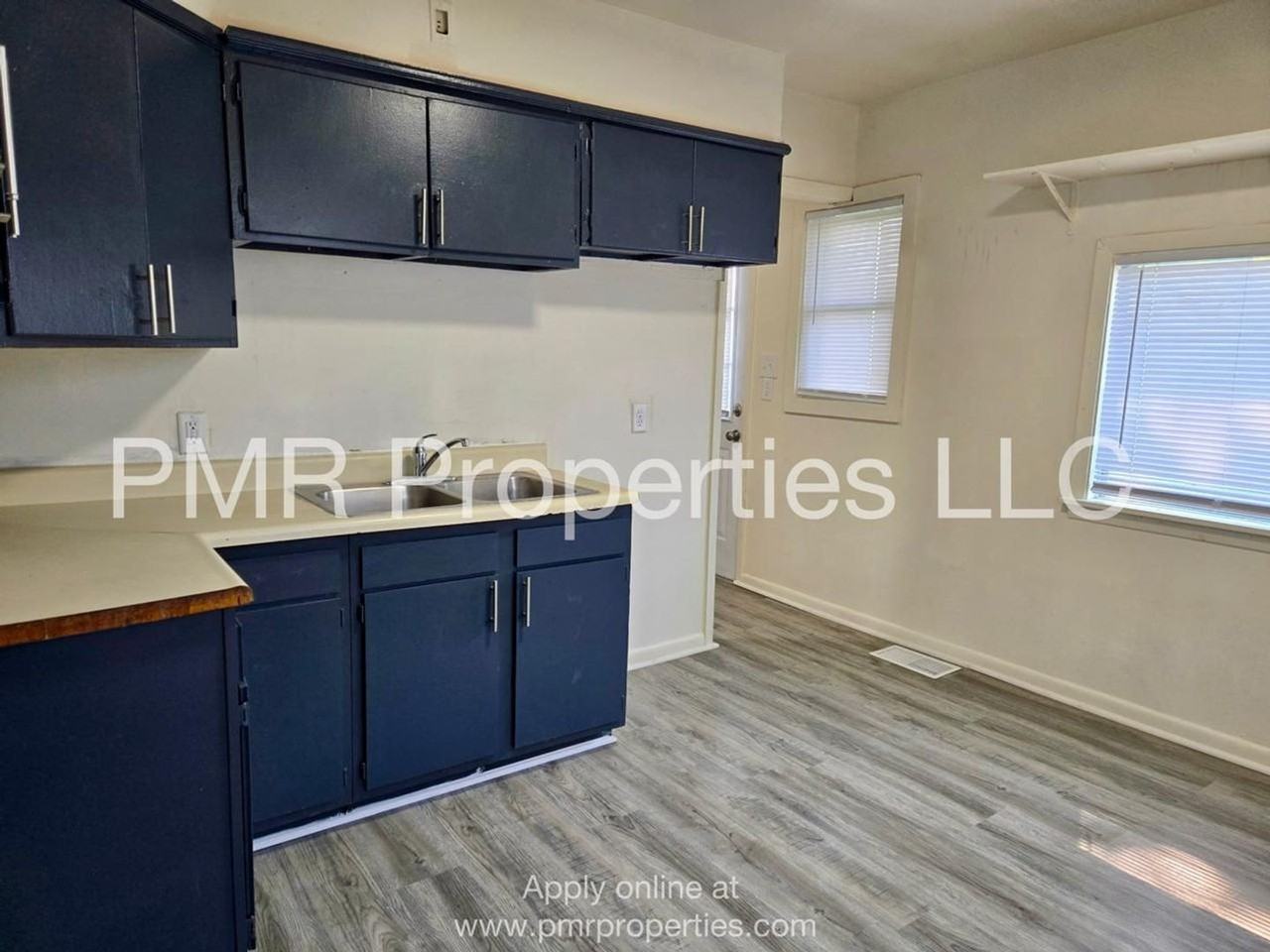 4504 Sioux St - Photo 2 of 10