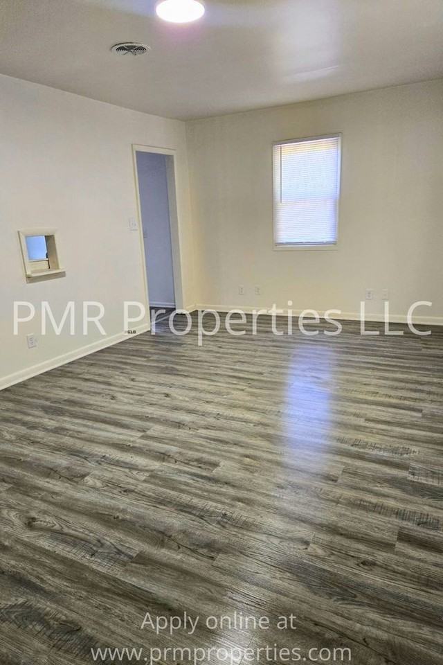 4504 Sioux St - Photo 6 of 10