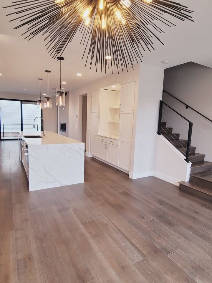 475 N Willson Ave - Photo 2 of 34