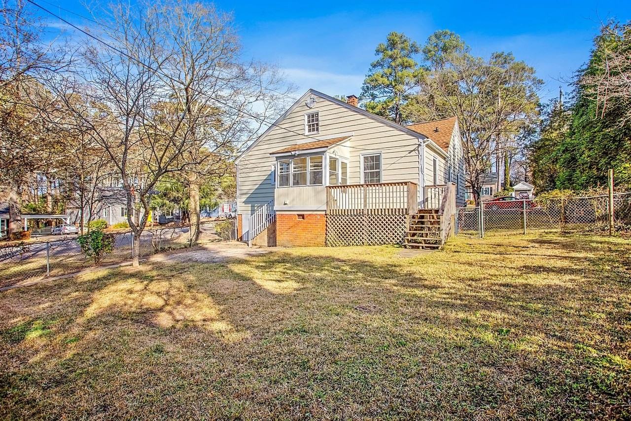 809 Cape Fear Ave - Photo 5 of 30