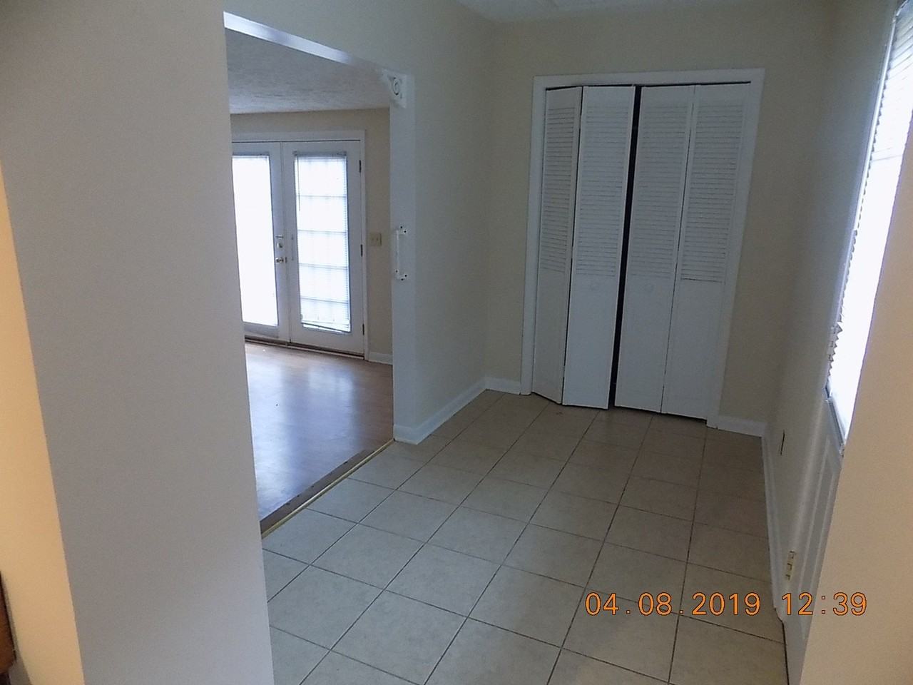 624 Hi Crest Dr - Photo 5 of 22