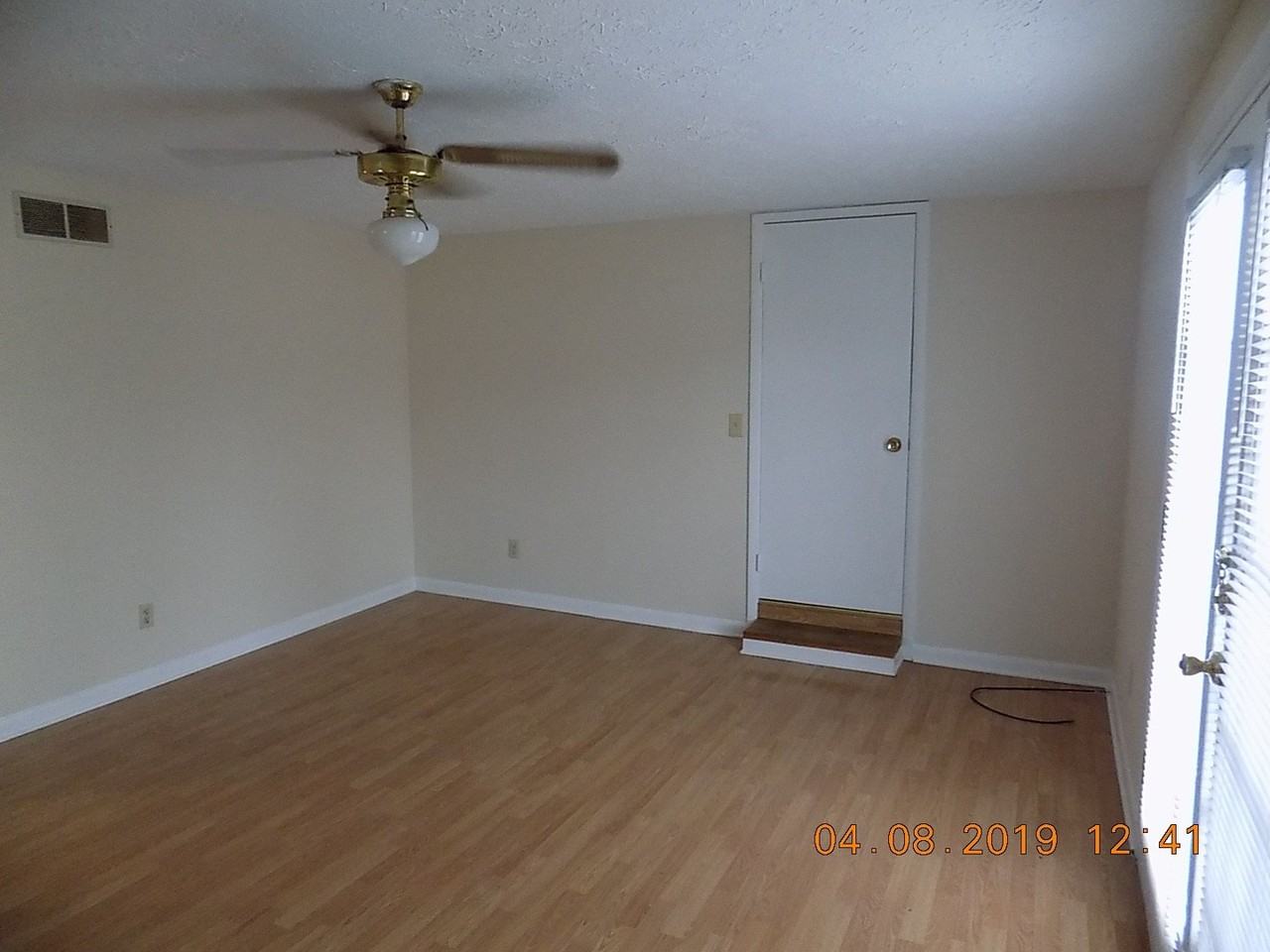 624 Hi Crest Dr - Photo 6 of 22