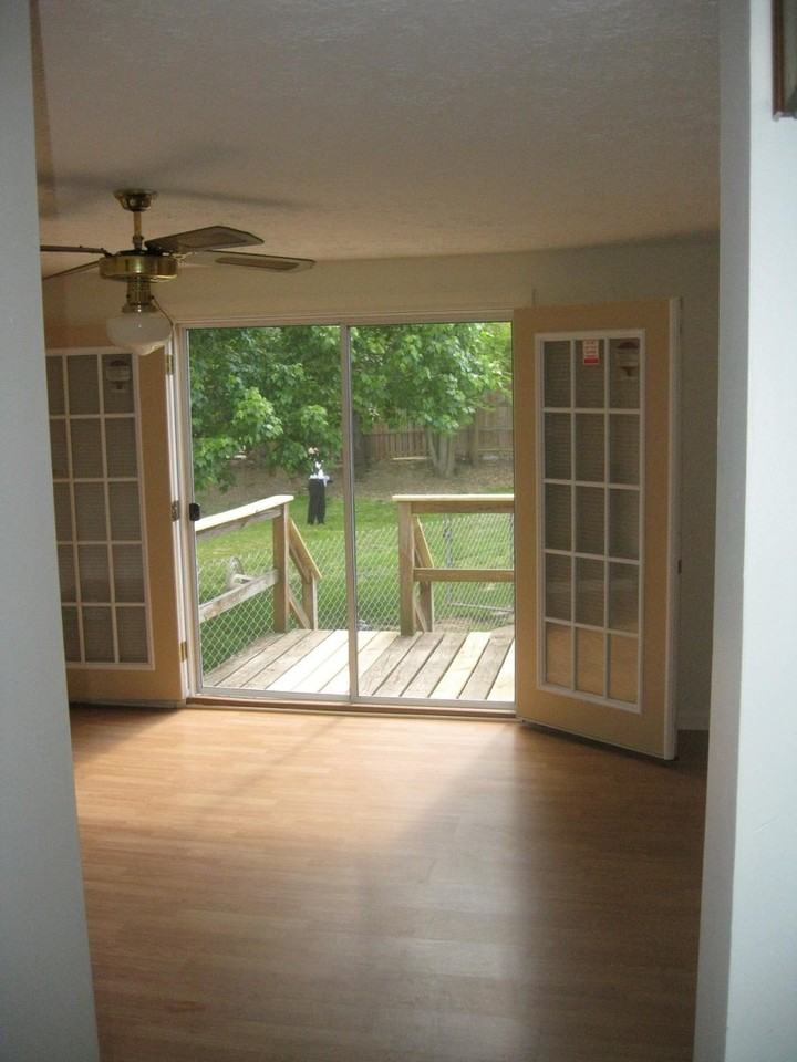624 Hi Crest Dr - Photo 7 of 22