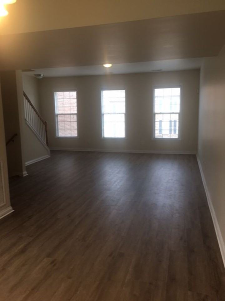 1145 Appian Crossing Way - Photo 4 of 21