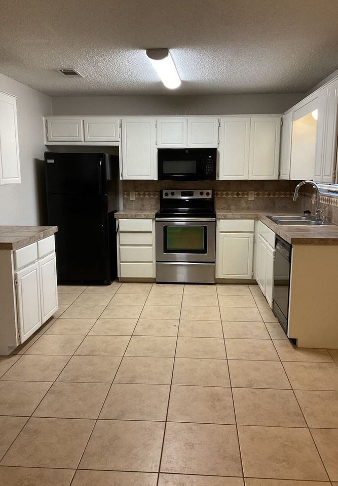 2901 Benchmark Trl - Photo 2 of 25