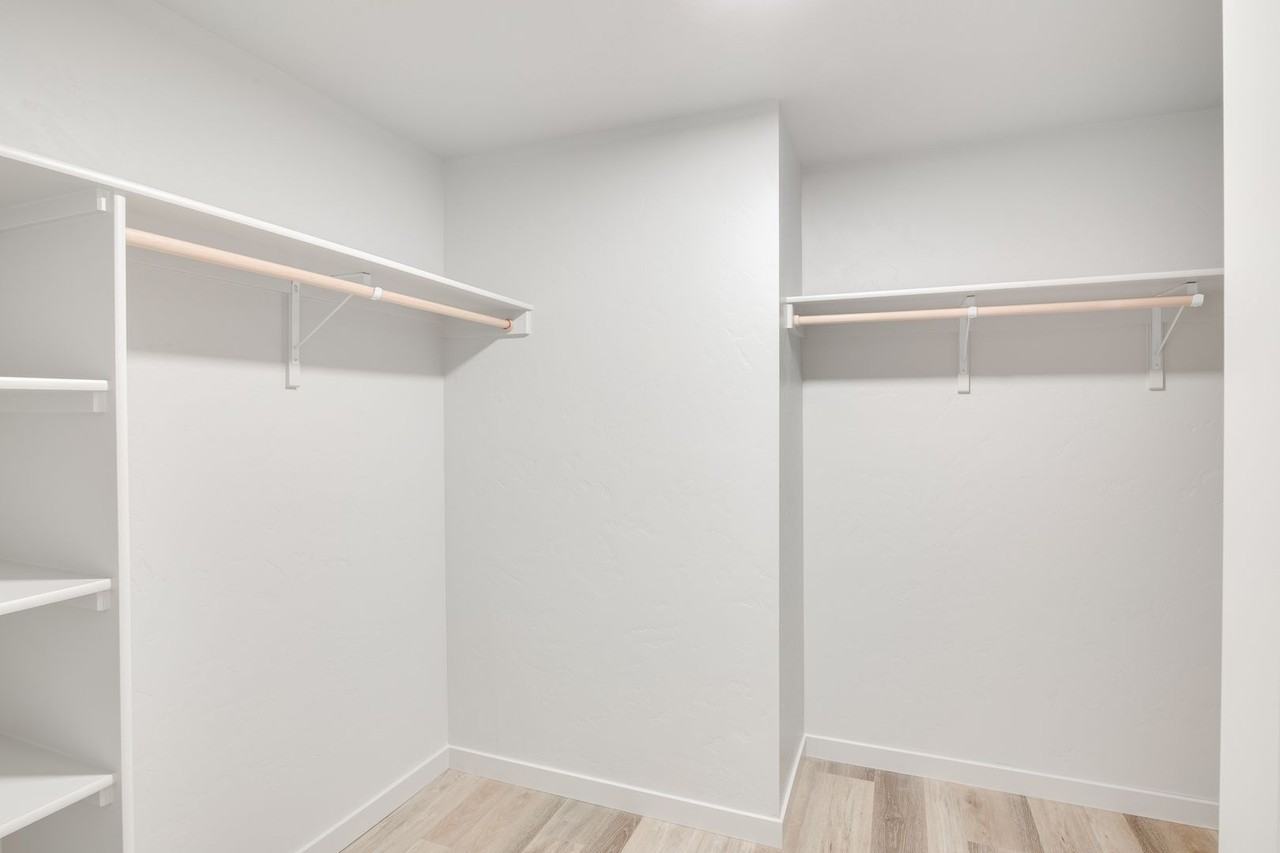 11308 W King St - Photo 3 of 22