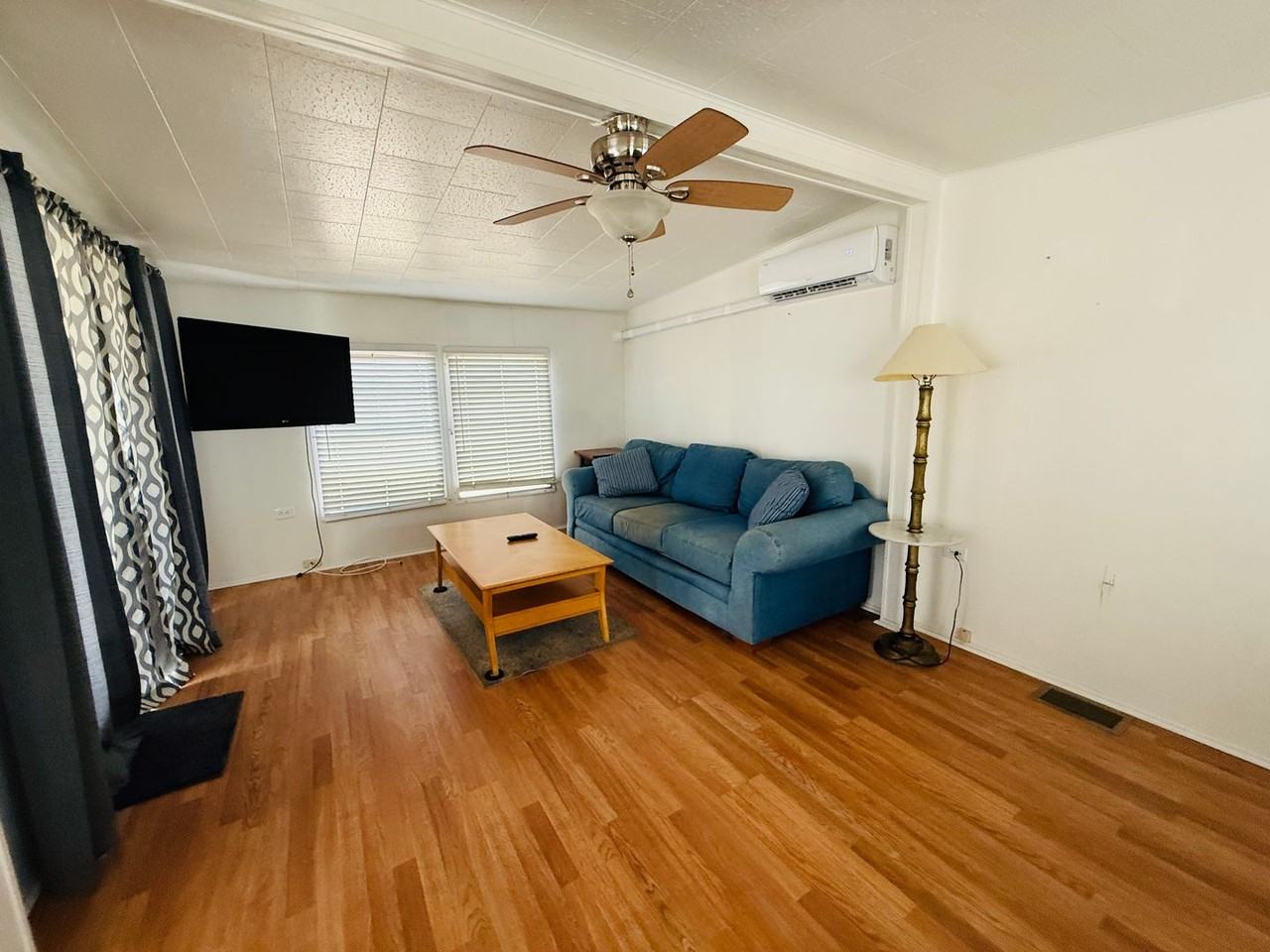 4851 W Gandy Blvd #L15 - Photo 5 of 37