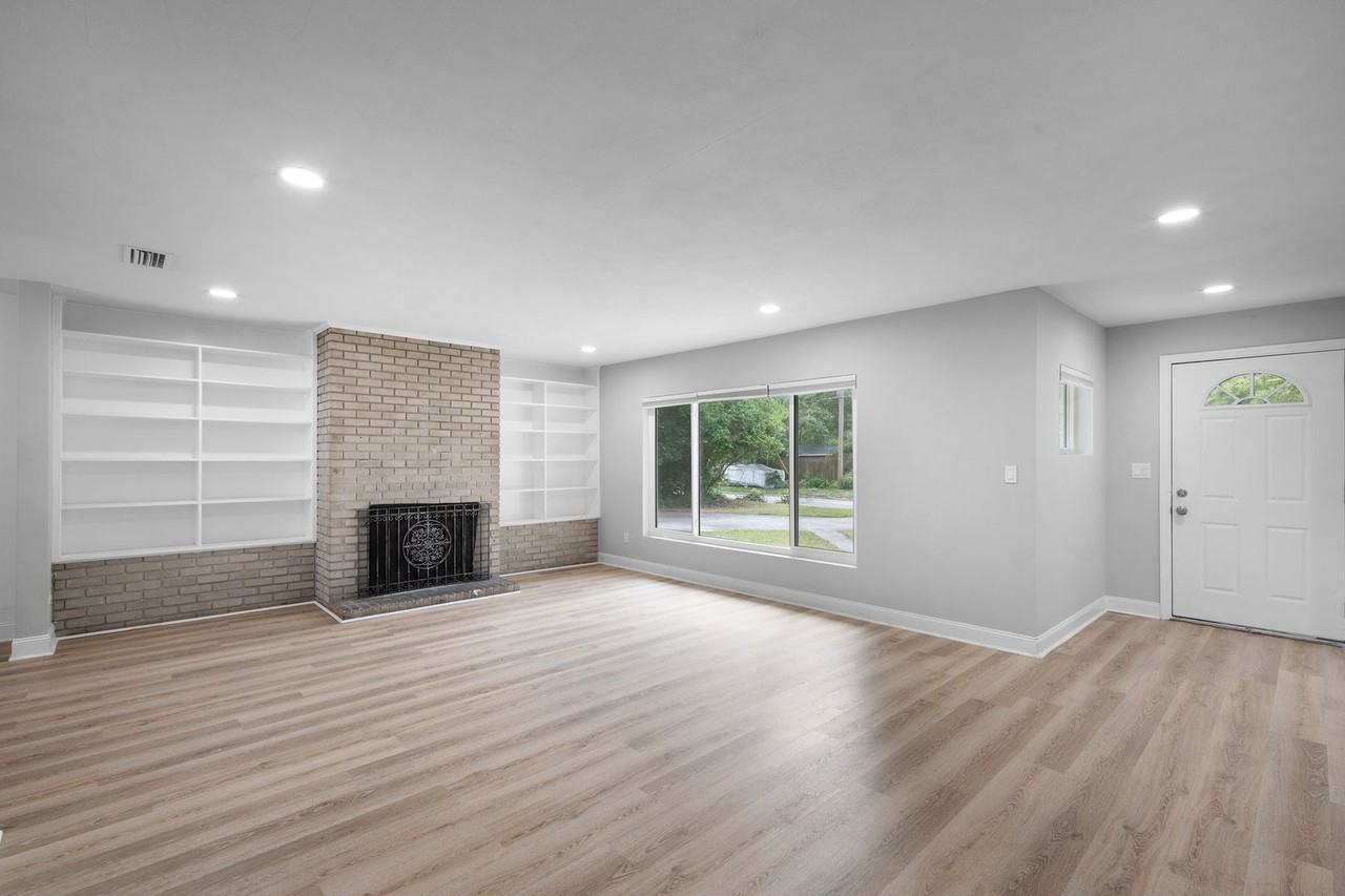 1417 Nw 17th St - Photo 3 of 27