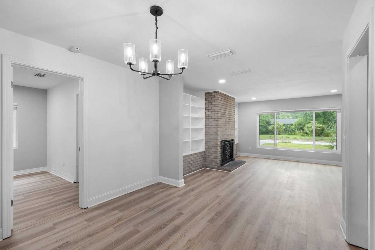 1417 Nw 17th St - Photo 7 of 27