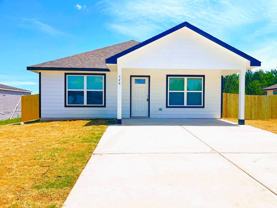340 Road 5105 - Photo 1 of 1