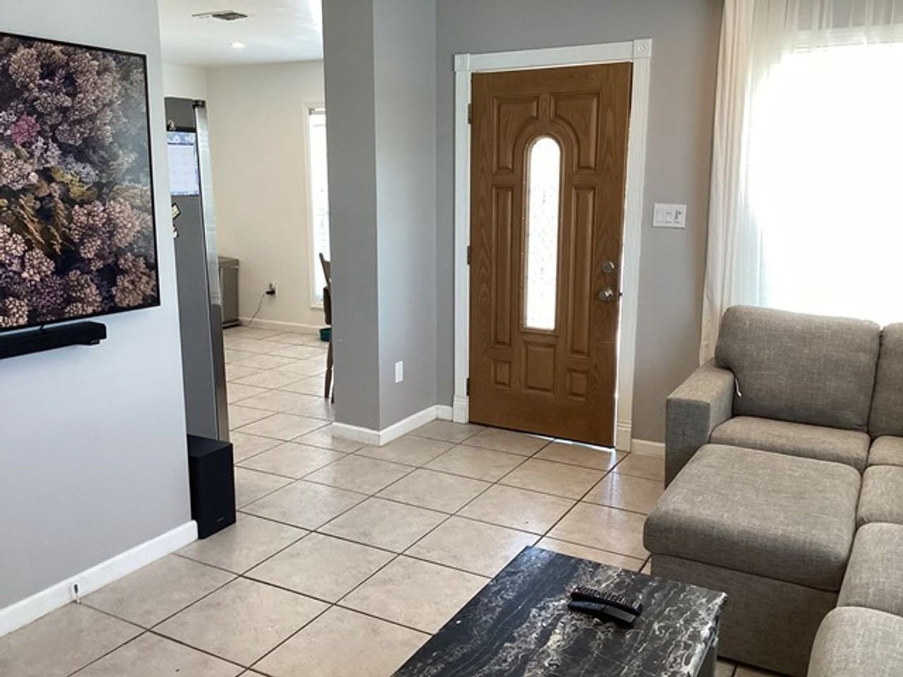 H16 Miriam St - Photo 7 of 24