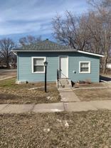 1004 Peach St - Photo 1 of 1