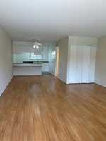featured image of 1092 E Main St